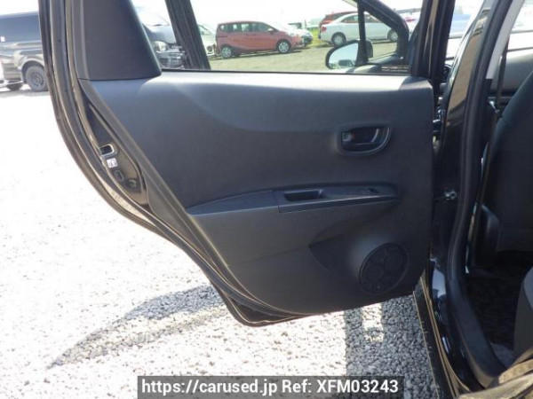 Used 2014 AT toyota vitz KSP130 Image[18]