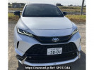 Toyota Harrier PHEV AXUP85