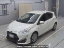 Toyota Aqua NHP10