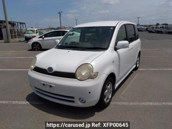 Used 2004 AT toyota sienta NCP81G Image[2]