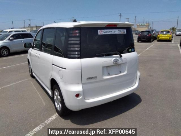 Used 2004 AT toyota sienta NCP81G Image[4]