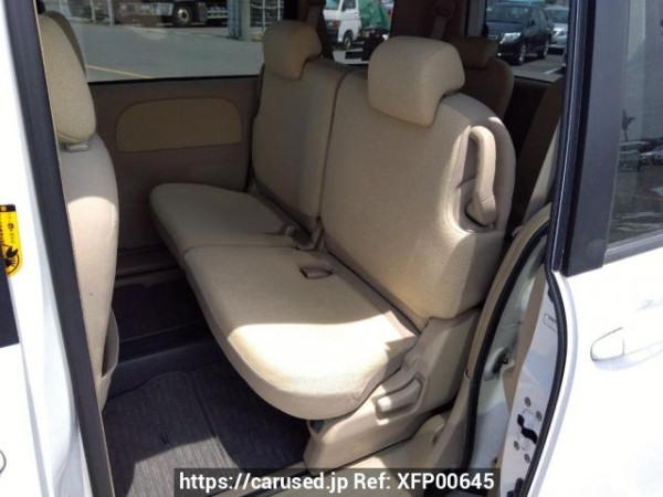 Used 2004 AT toyota sienta NCP81G Image[16]