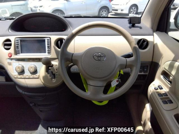 Used 2004 AT toyota sienta NCP81G Image[19]