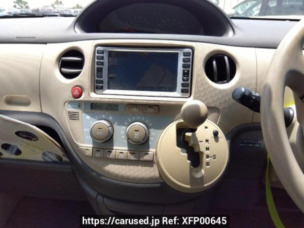Used 2004 AT toyota sienta NCP81G Image[21]