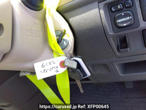 Used 2004 AT toyota sienta NCP81G Image[25]