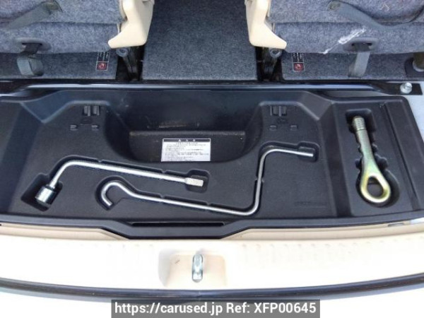 Used 2004 AT toyota sienta NCP81G Image[37]