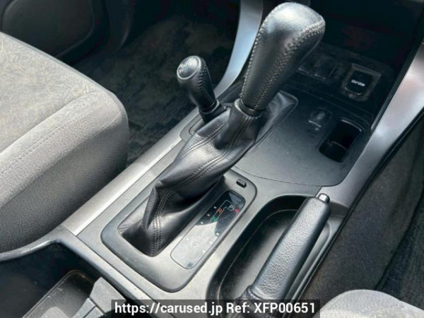 Used 2005 AT toyota land-cruiser-prado GRJ120W Image[27]