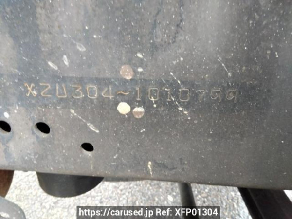 Used 2010 MT toyota dyna-truck XZU304 Image[10]