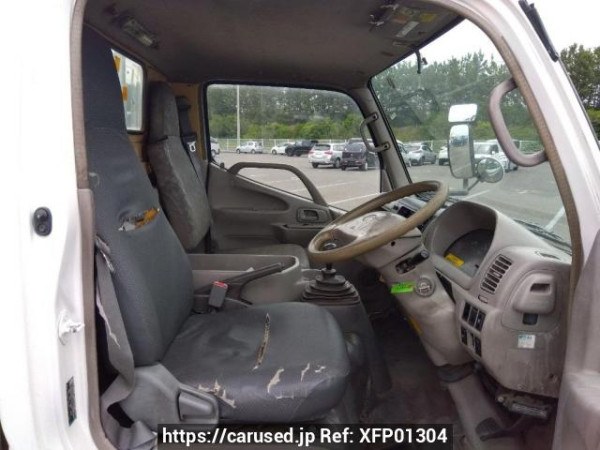 Used 2010 MT toyota dyna-truck XZU304 Image[11]