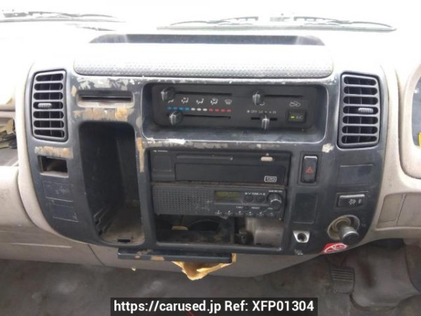 Used 2010 MT toyota dyna-truck XZU304 Image[19]