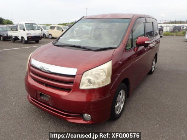 Used 2007 AT toyota noah ZRR70G Image[2]