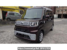 Daihatsu Wake LA700S