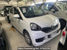 Daihatsu Mira es