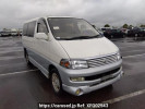 Toyota Regius Wagon RCH41W