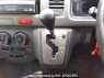 Used 2005 AT toyota hiace-van TRH200V Image[22]