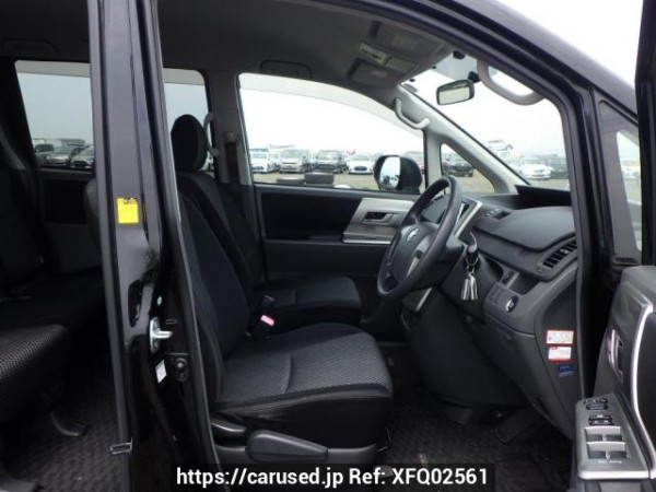 Used 2008 AT toyota noah ZRR70W Image[18]