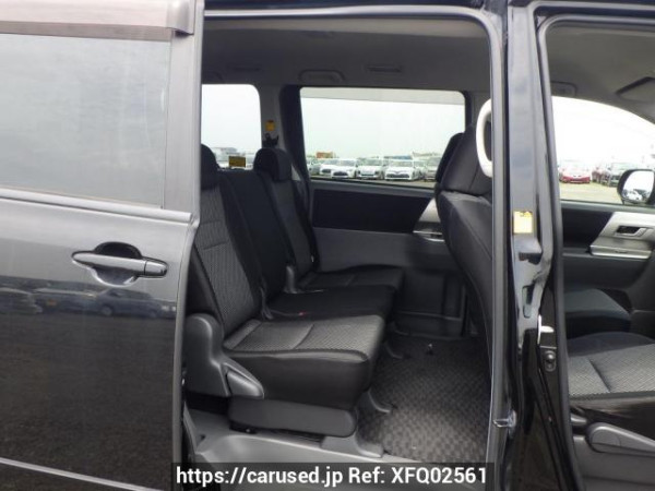 Used 2008 AT toyota noah ZRR70W Image[22]