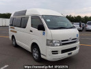 Toyota Regiusace Van TRH200K