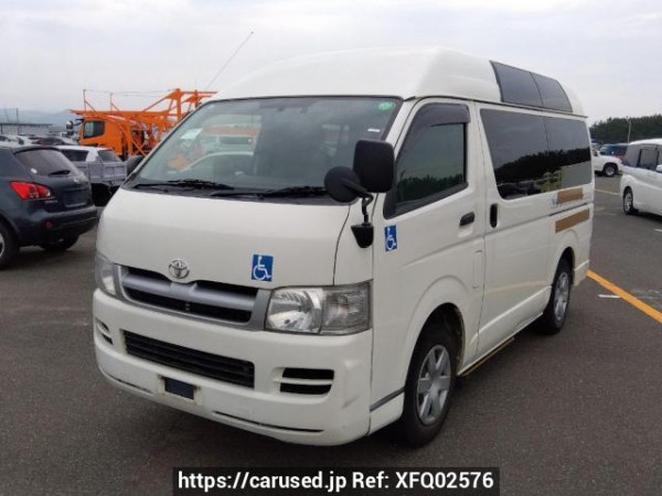 Used 2005 AT toyota regiusace-van TRH200K Image[2]