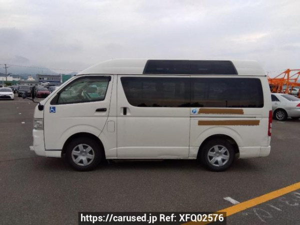 Used 2005 AT toyota regiusace-van TRH200K Image[3]