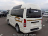 Used 2005 AT toyota regiusace-van TRH200K Image[4]