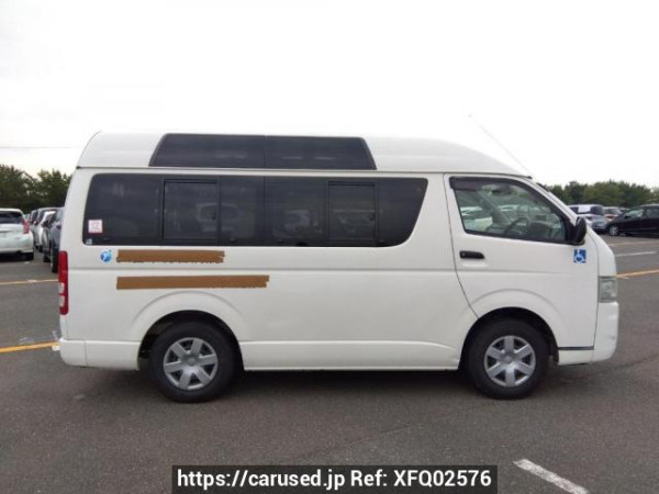 Used 2005 AT toyota regiusace-van TRH200K Image[7]