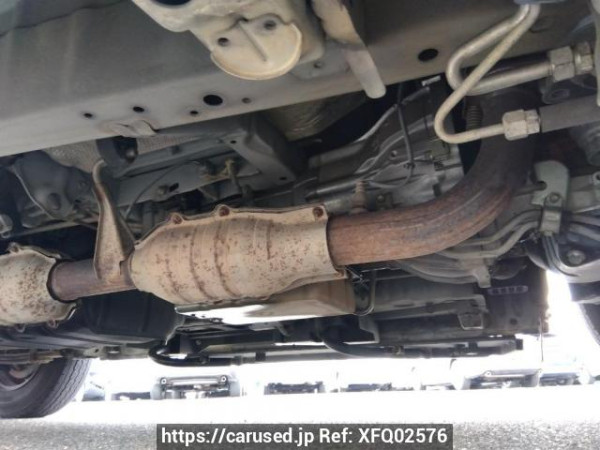 Used 2005 AT toyota regiusace-van TRH200K Image[32]