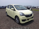 Daihatsu Mira es LA300S