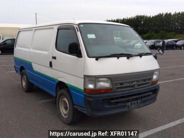 Used 2004 MT toyota hiace-van LH178V Image[0]