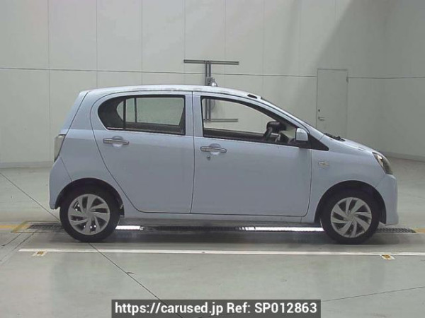Used 2013 AT toyota pixis-epoch LA300A Image[2]