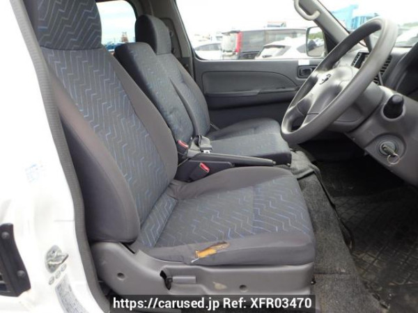 Used 2006 AT nissan caravan-bus DWMGE25 Image[13]