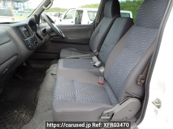 Used 2006 AT nissan caravan-bus DWMGE25 Image[14]