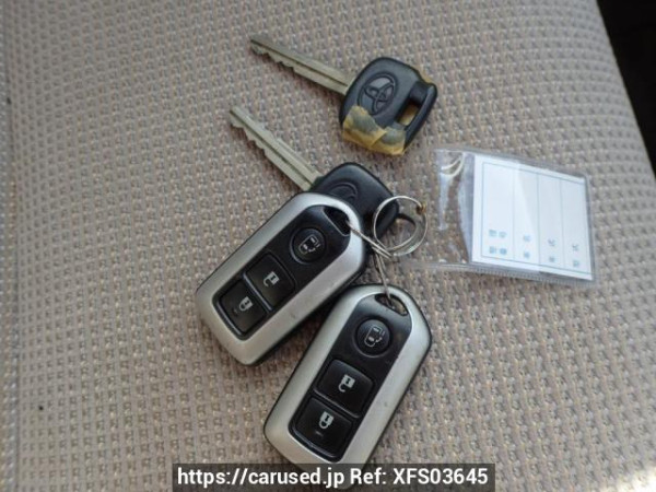 Used 2005 AT toyota raum NCZ20 Image[35]