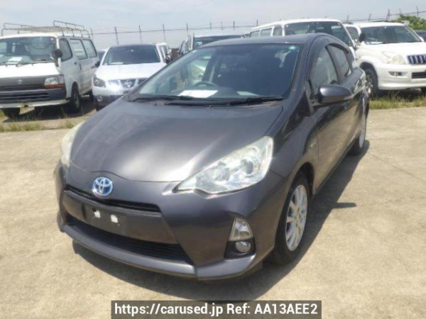 Used 2012 AT toyota aqua NHP10 Image[2]