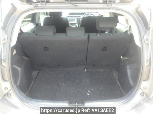 Used 2012 AT toyota aqua NHP10 Image[8]