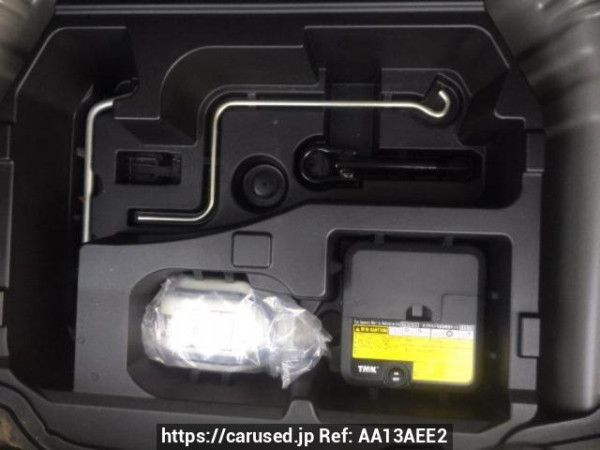 Used 2012 AT toyota aqua NHP10 Image[38]