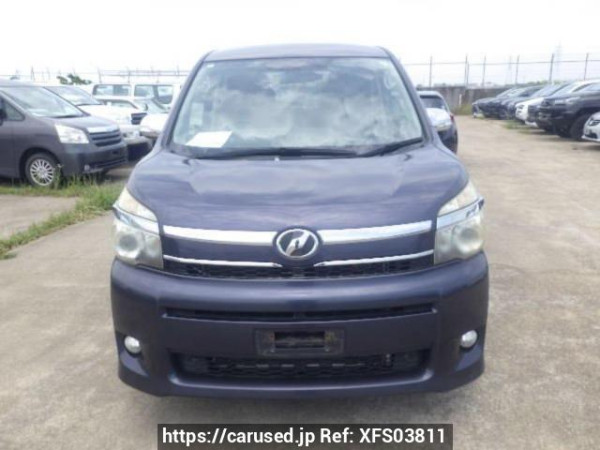 Used 2010 AT toyota voxy ZRR70G Image[1]