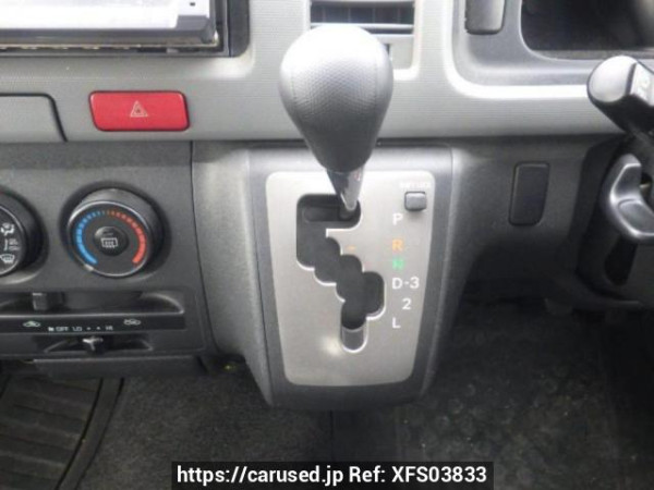 Used 2004 AT toyota hiace-van KDH205V Image[20]
