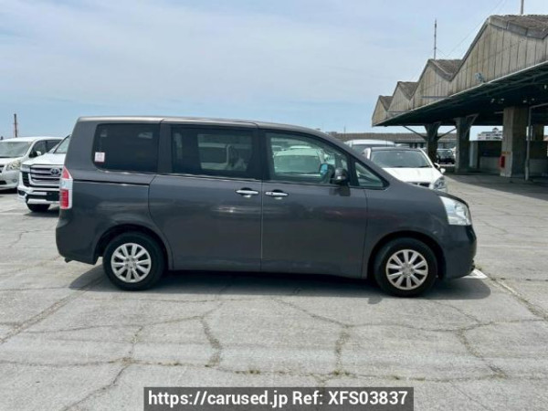 Used 2009 AT toyota noah ZRR70G Image[7]