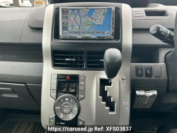 Used 2009 AT toyota noah ZRR70G Image[20]