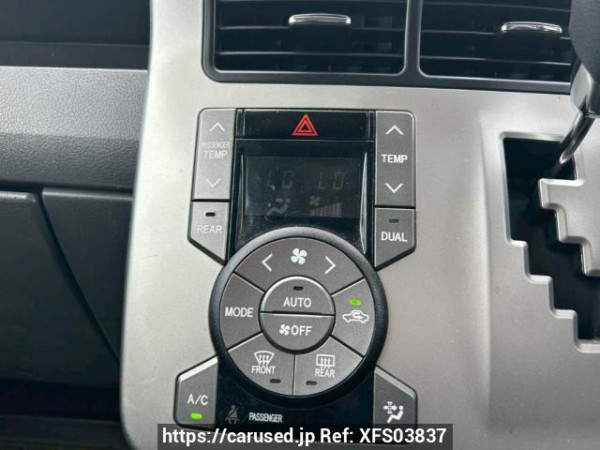 Used 2009 AT toyota noah ZRR70G Image[23]