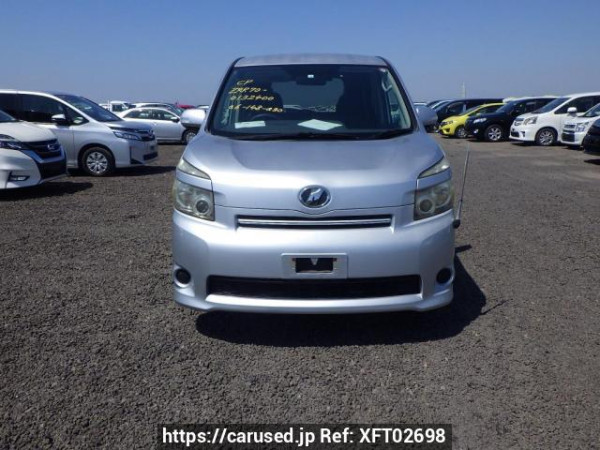 Used 2008 AT toyota voxy ZRR70G Image[1]
