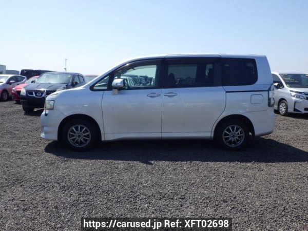 Used 2008 AT toyota voxy ZRR70G Image[3]