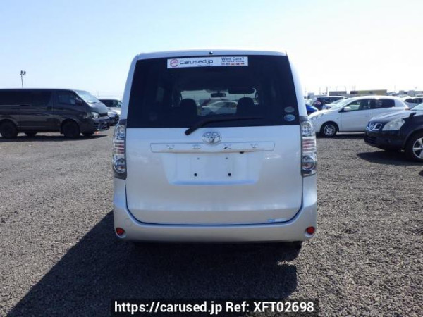 Used 2008 AT toyota voxy ZRR70G Image[5]