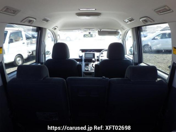 Used 2008 AT toyota voxy ZRR70G Image[26]