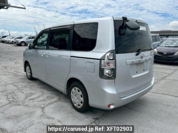 Used 2010 AT toyota voxy ZRR70G Image[4]