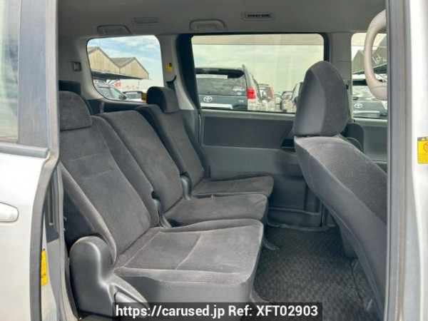 Used 2010 AT toyota voxy ZRR70G Image[15]