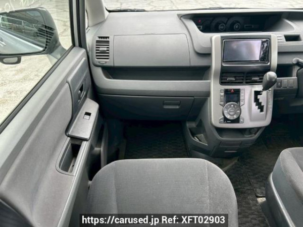 Used 2010 AT toyota voxy ZRR70G Image[20]