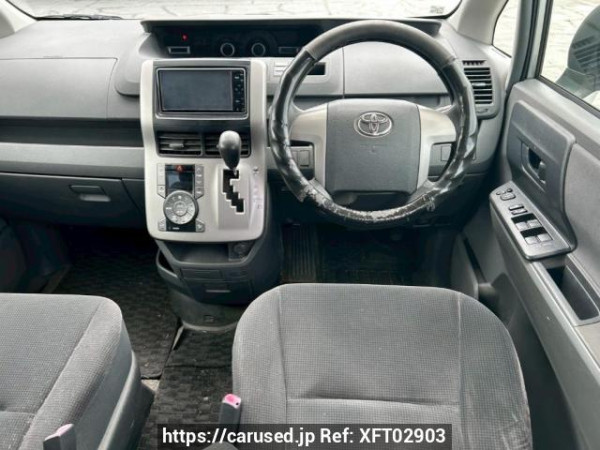 Used 2010 AT toyota voxy ZRR70G Image[21]