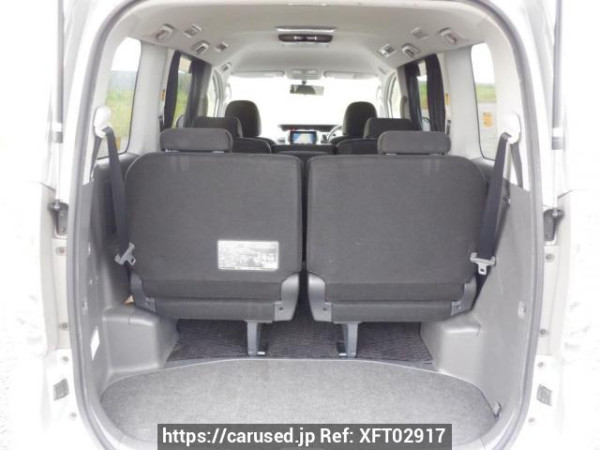 Used 2008 AT toyota voxy ZRR70W Image[8]